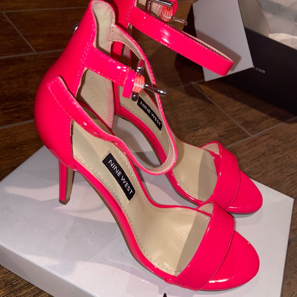 Nine West pink open toe heel! size 6.5. never worn